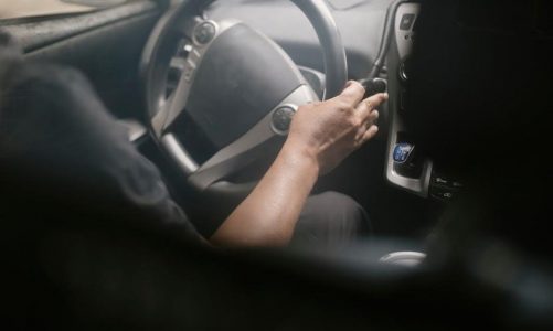 pros and cons of a manual transmission